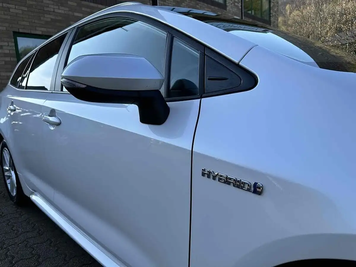 2022-suzuki-swace-18-sz-t-big-15