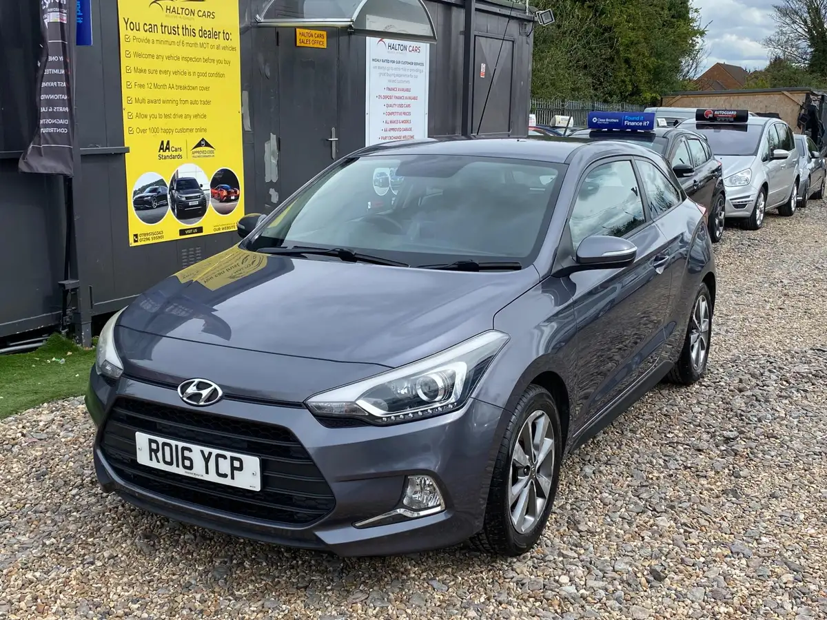 2016-hyundai-i20-12-se-coupe-3d-big-4