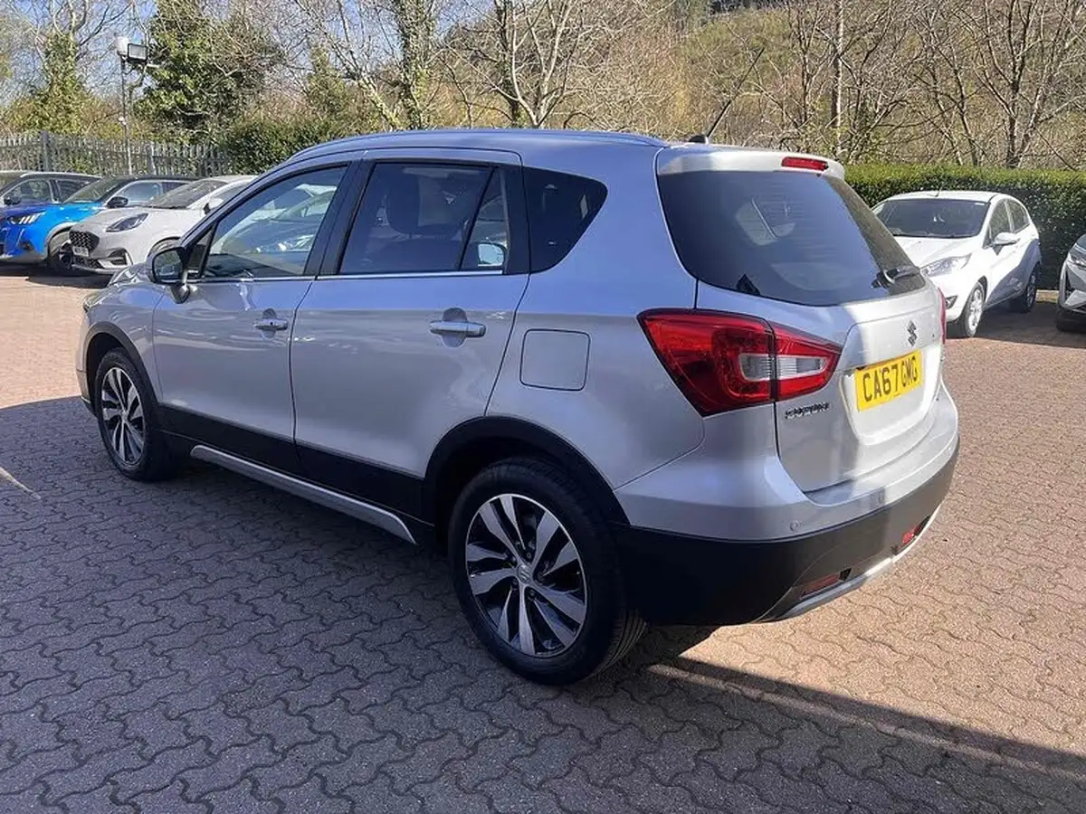 2018-suzuki-s-cross-14-boosterjet-sz5-big-11