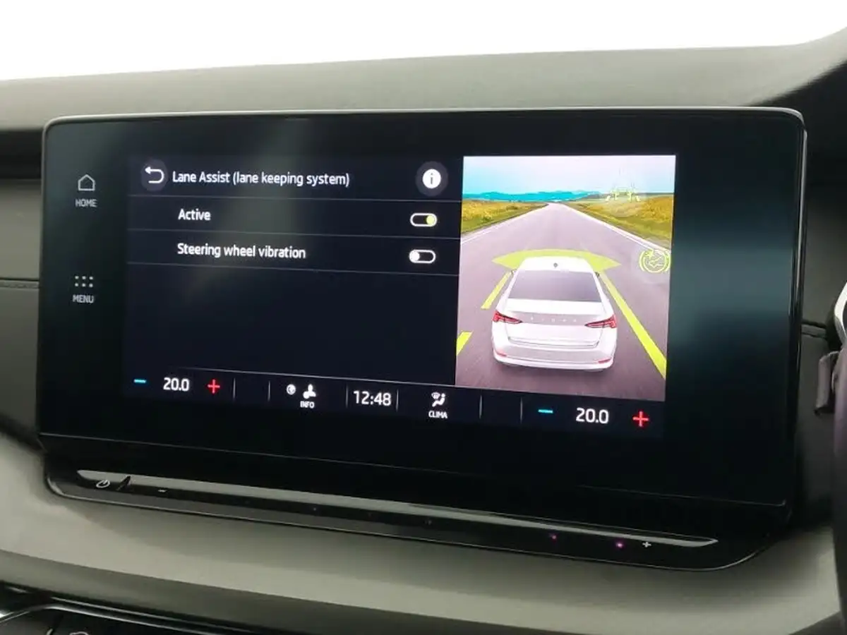 2021-skoda-octavia-10-tsi-se-technology-hatchback-big-11