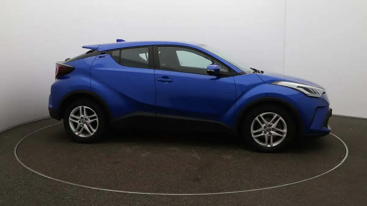 2022-toyota-c-hr-18-vvt-i-icon-big-40