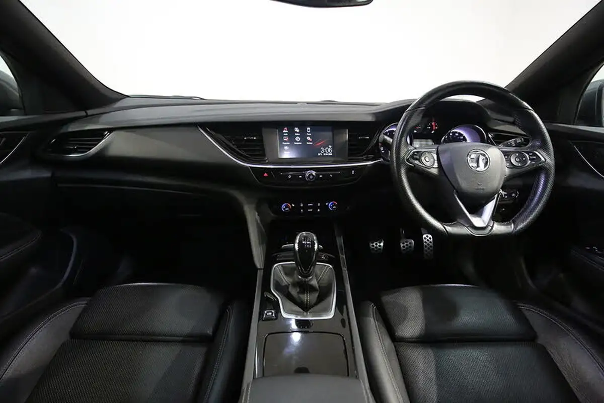 2020-vauxhall-insignia-grand-sport-15-turbo-sri-vx-line-nav-big-19