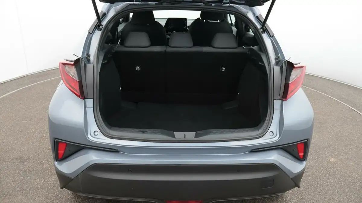 2021-toyota-c-hr-18-vvt-i-icon-big-17