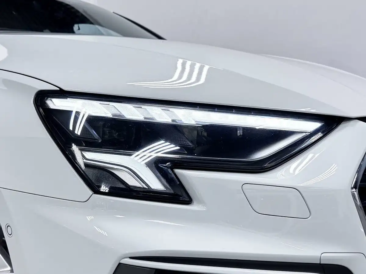 2022-audi-a3-14-40-tfsi-e-s-line-big-10
