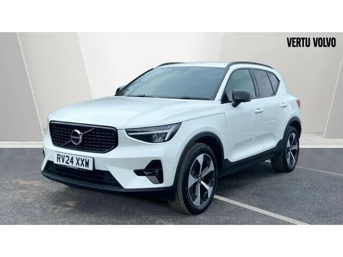 2024-volvo-xc40-20-b3-plus-big-5