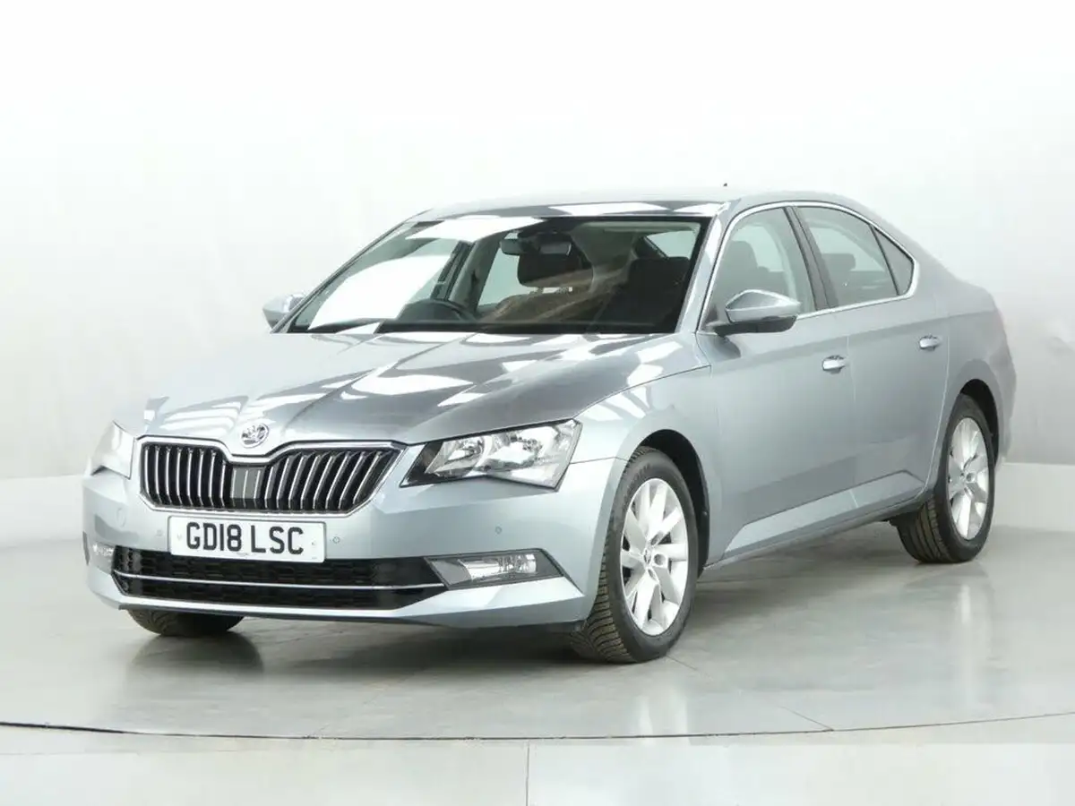 2018-skoda-superb-14-tsi-act-se-hatchback-dsg-big-3
