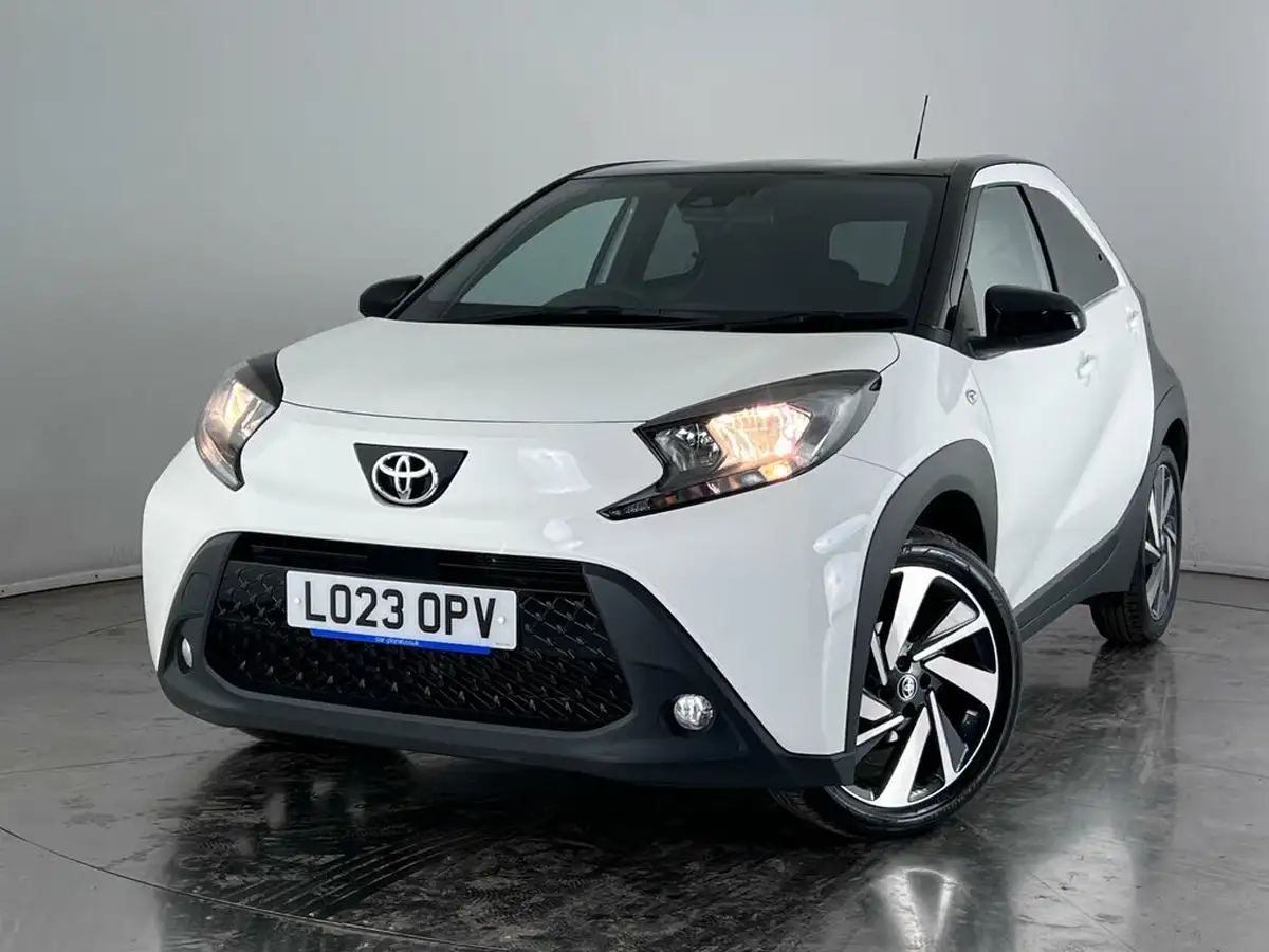 2023-toyota-aygo-x-10-vvt-i-edge-big-32