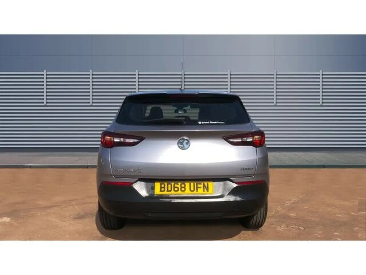 2018-vauxhall-grandland-x-12-se-130ps-big-5