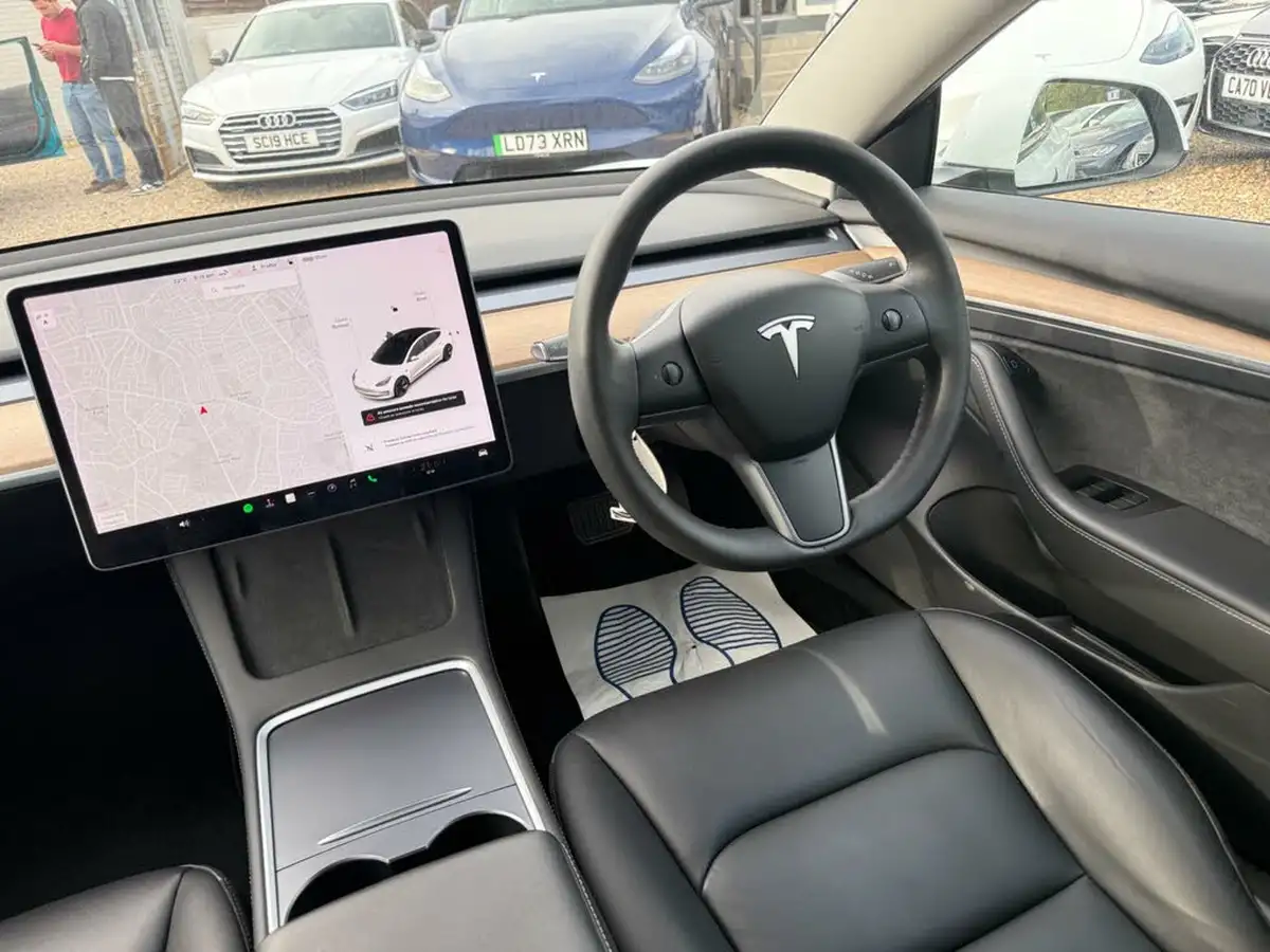 2021-tesla-model-3-e-long-range-awd-big-31