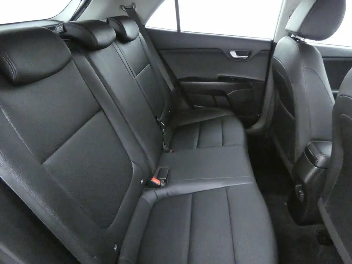2021-kia-rio-10-t-gdi-3-118bhp-48v-big-14