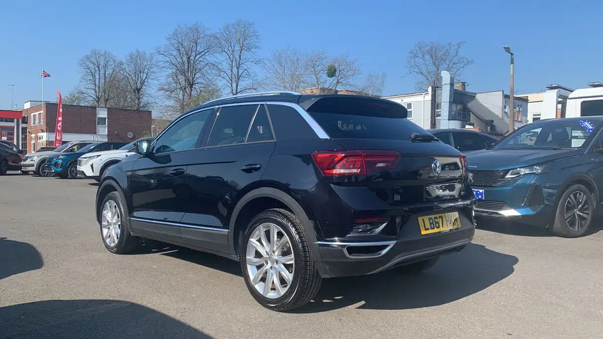 2018-volkswagen-t-roc-20-tsi-sel-ss-big-4