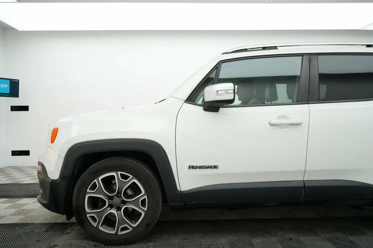 2015-jeep-renegade-16td-limited-big-3