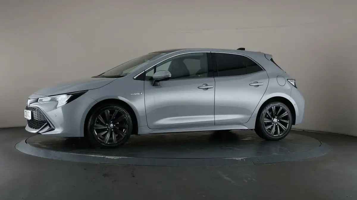 2021-toyota-corolla-18-vvt-i-design-spare-wheel-hatchback-5d-big-31