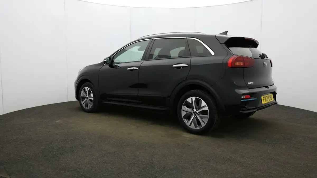 2021-kia-e-niro-ev-3-big-57