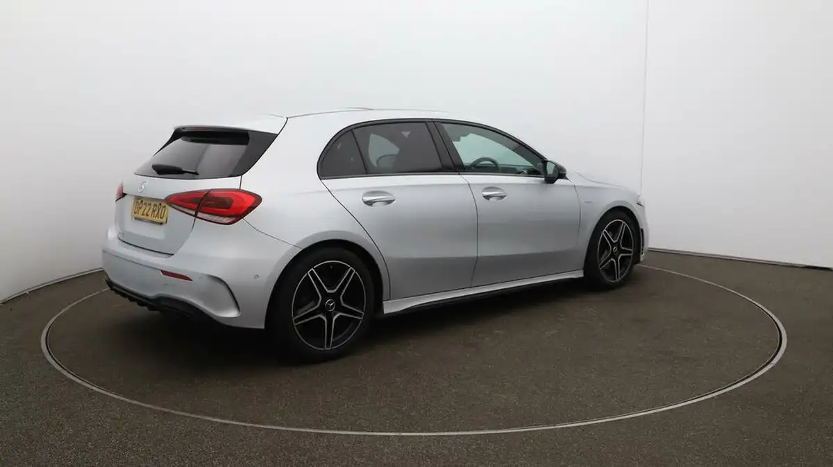 2022-mercedes-benz-a-class-13-a200-amg-line-premium-plus-edition-hatchback-5d-7g-dct-big-48