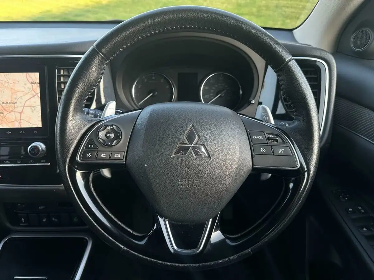 2019-mitsubishi-outlander-20-exceed-big-19
