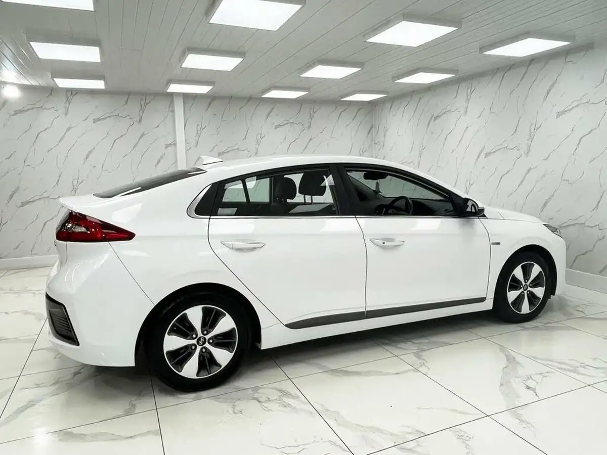 2019-hyundai-ioniq-16-gdi-premium-se-plug-in-hybrid-big-9