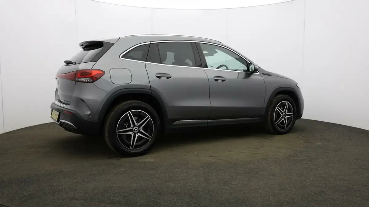2021-mercedes-benz-eqa-e-eqa-250-amg-line-big-49