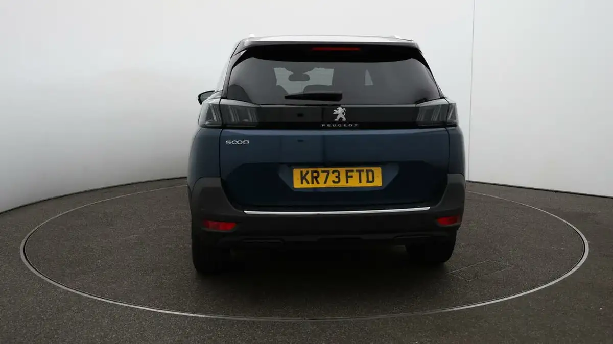 2023-peugeot-5008-suv-15-bluehdi-allure-130ps-eat8-big-52