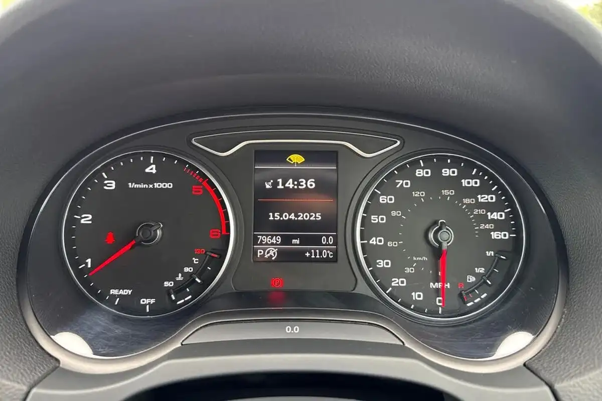 2019-audi-a3-16-30-tdi-s-line-ss-sportback-5d-tronic-big-43