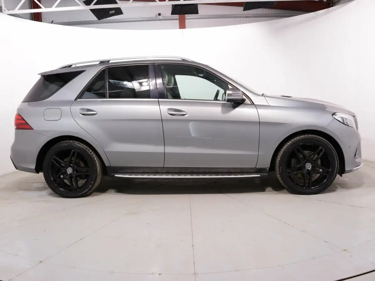 2015-mercedes-benz-gle-class-30td-gle350d-designo-line-estate-big-7