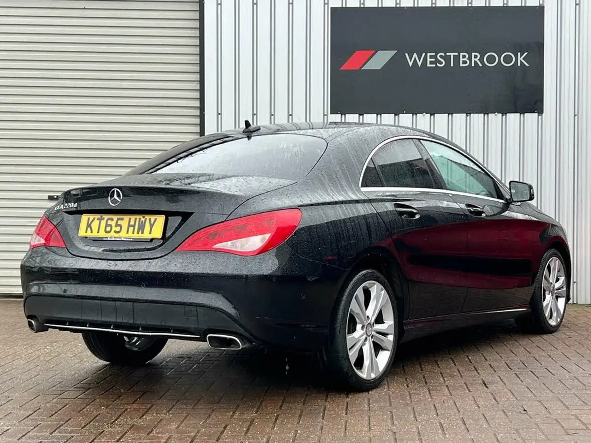 2016-mercedes-benz-cla-21d-cla-220-sport-ss-coupe-4d-big-1