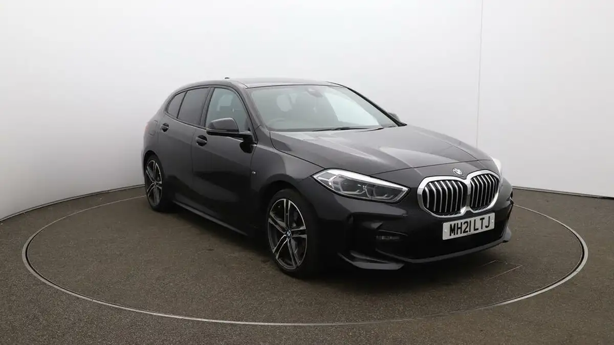 2021-bmw-1-series-15-118i-m-sport-lcp-dct-big-35