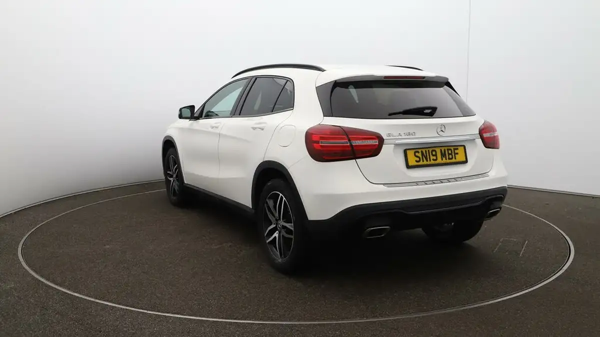 2019-mercedes-benz-gla-class-16-gla-180-urban-edition-ss-7g-dct-big-51