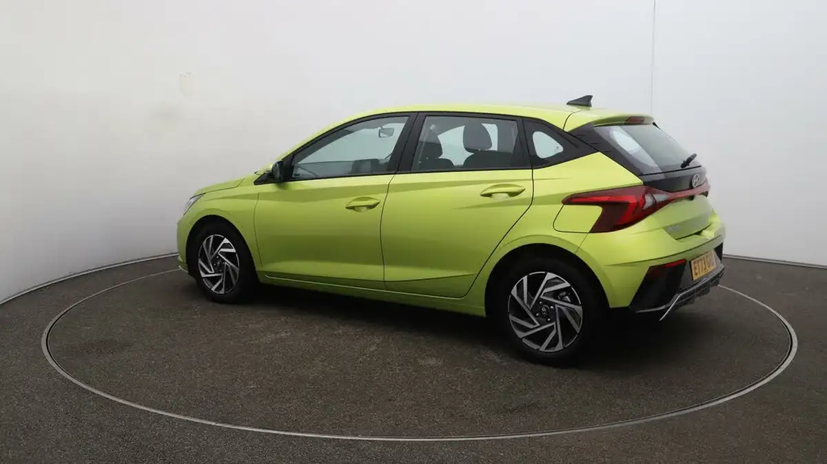2024-hyundai-i20-10-t-gdi-advance-big-28