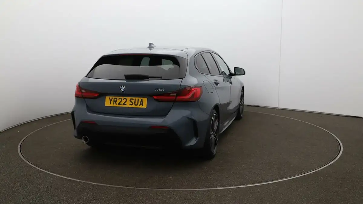 2022-bmw-1-series-15-118i-m-sport-lcp-dct-big-49