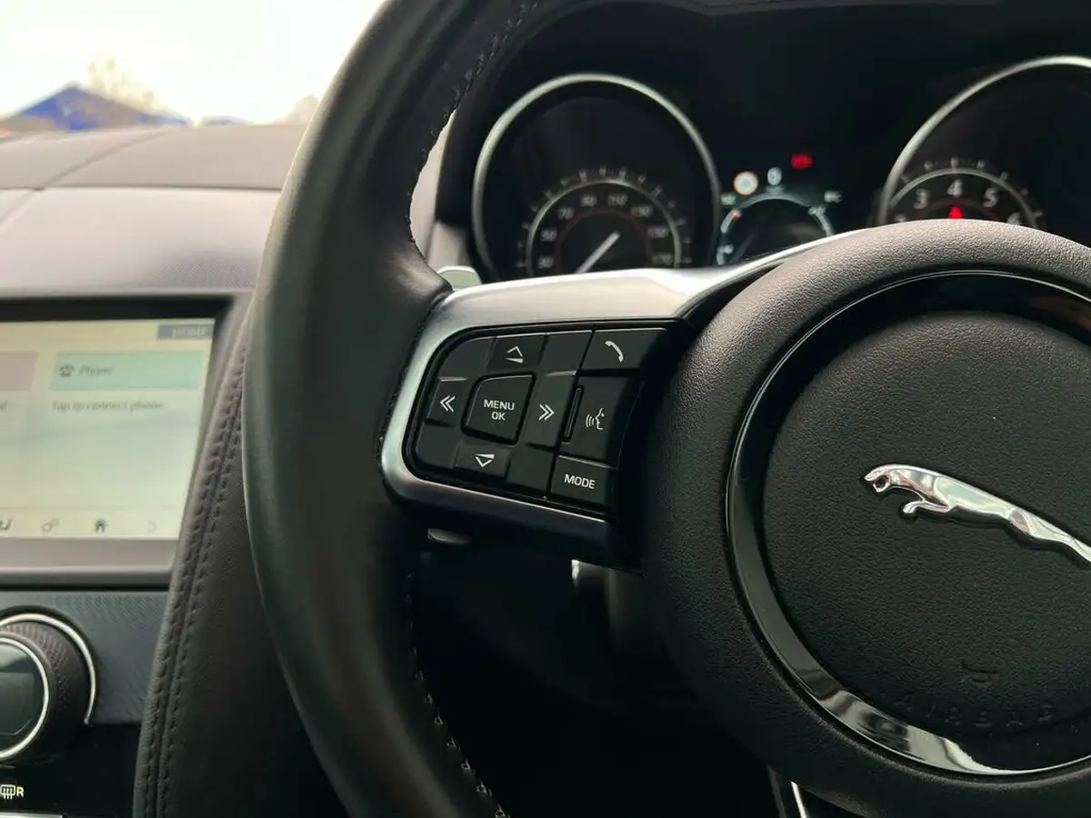 2019-jaguar-f-type-20-i4-r-dynamic-ss-coupe-big-15