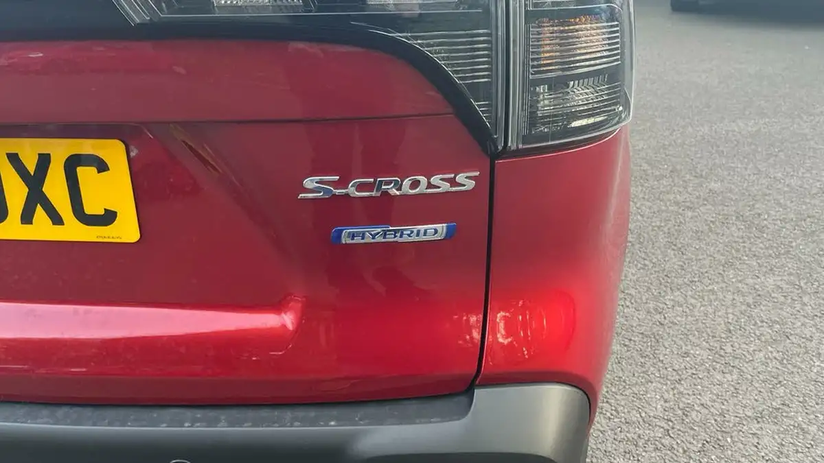 2022-suzuki-s-cross-14-boosterjet-ultra-big-19
