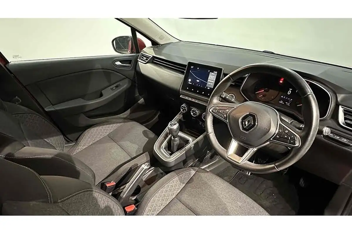 2020-renault-clio-10-sce-iconic-75bhp-big-31