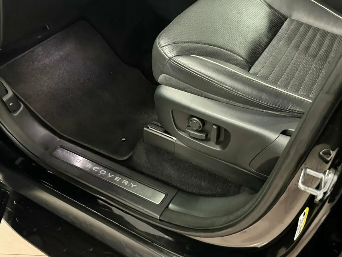 2019-land-rover-discovery-30-sd-v6-hse-luxury-big-57