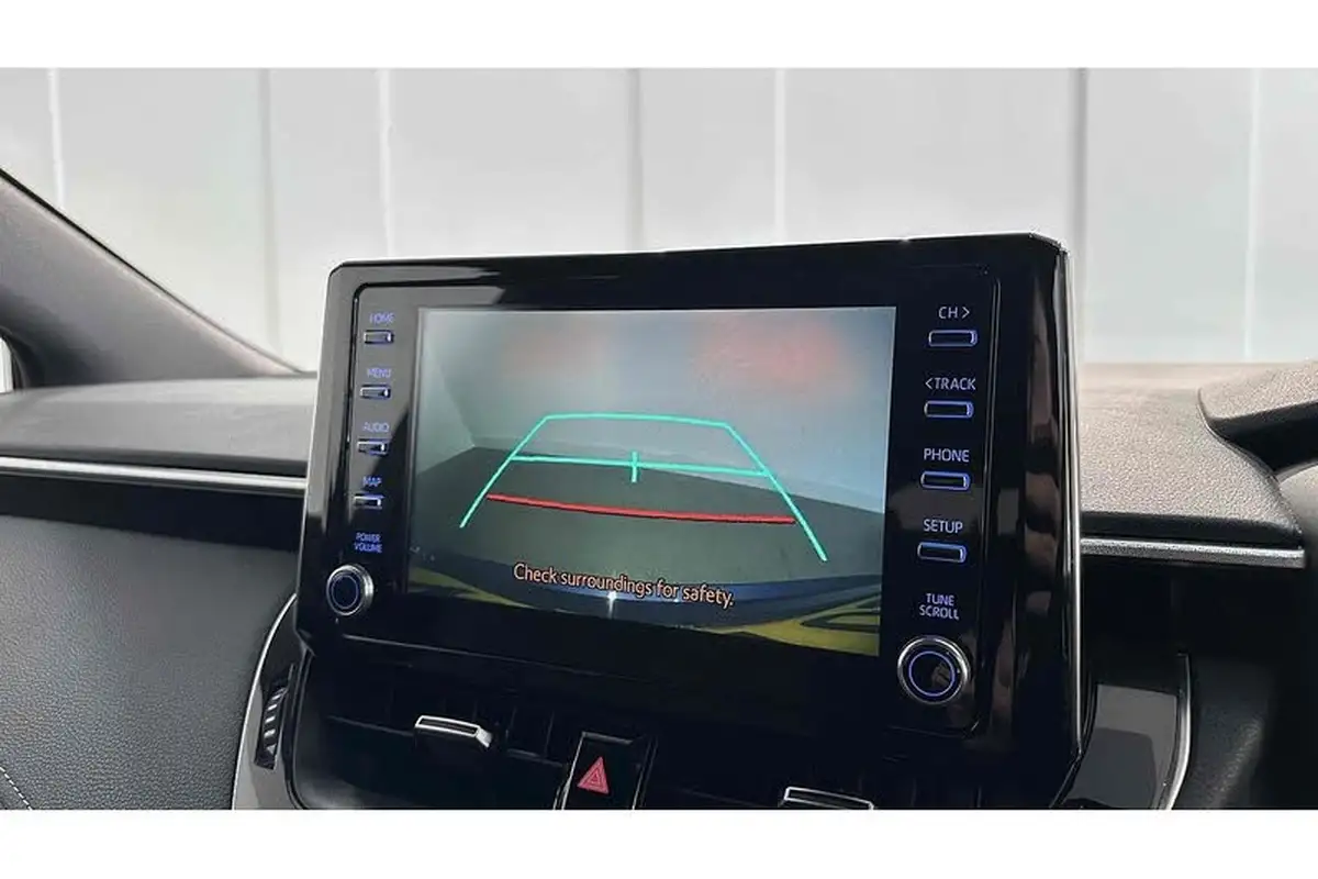 2021-toyota-corolla-18-vvt-i-design-trk-touring-sports-5d-big-37