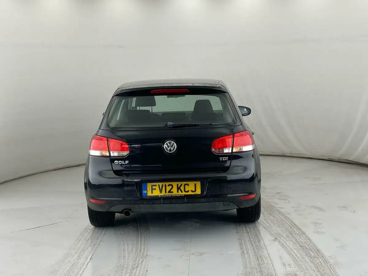 2012-volkswagen-golf-16td-match-5d-dsg-big-4
