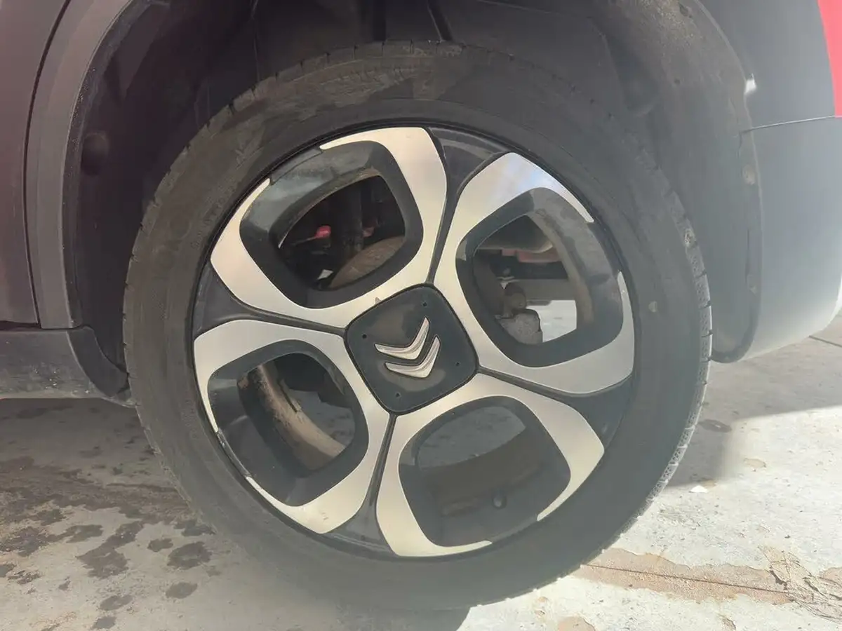 2019-citroen-c3-aircross-15bluehdi-flair-big-34
