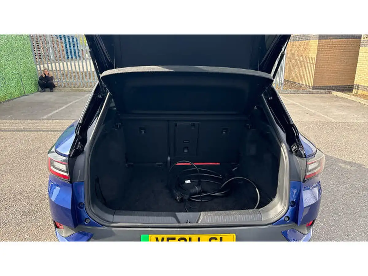 2021-volkswagen-id4-e-first-edition-big-19
