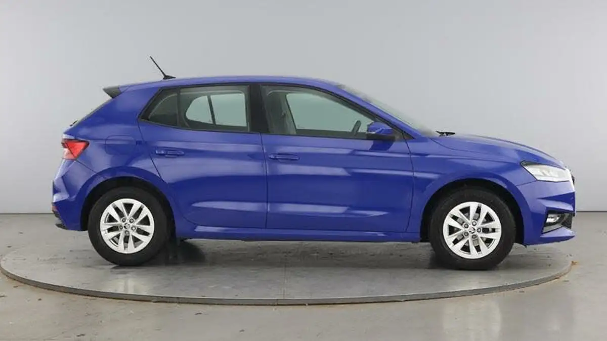 2022-skoda-fabia-10-tsi-se-comfort-95ps-big-3