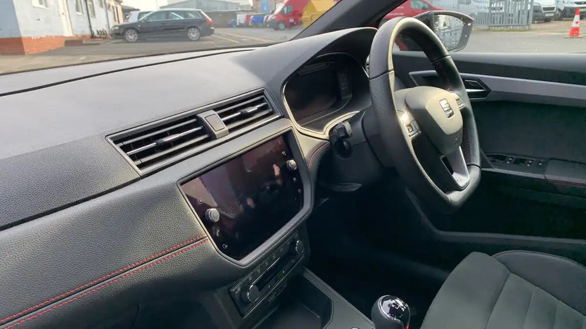 2021-seat-ibiza-10-tsi-fr-sport-110ps-big-11