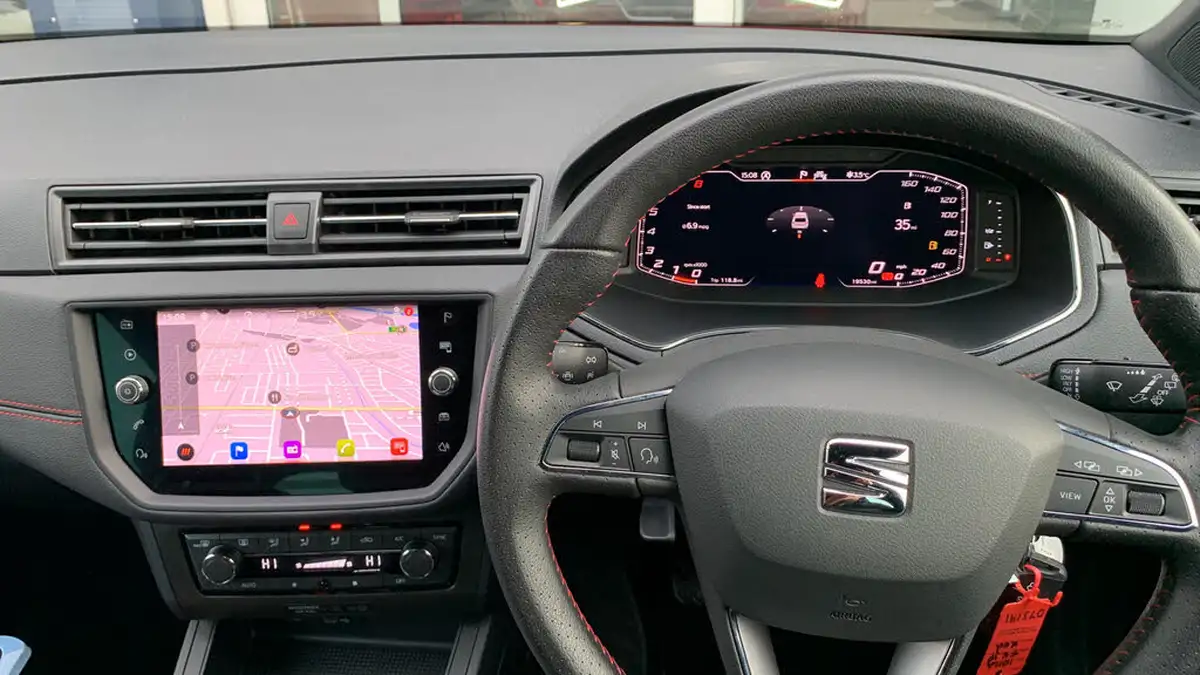 2021-seat-ibiza-10-tsi-fr-sport-110ps-big-39