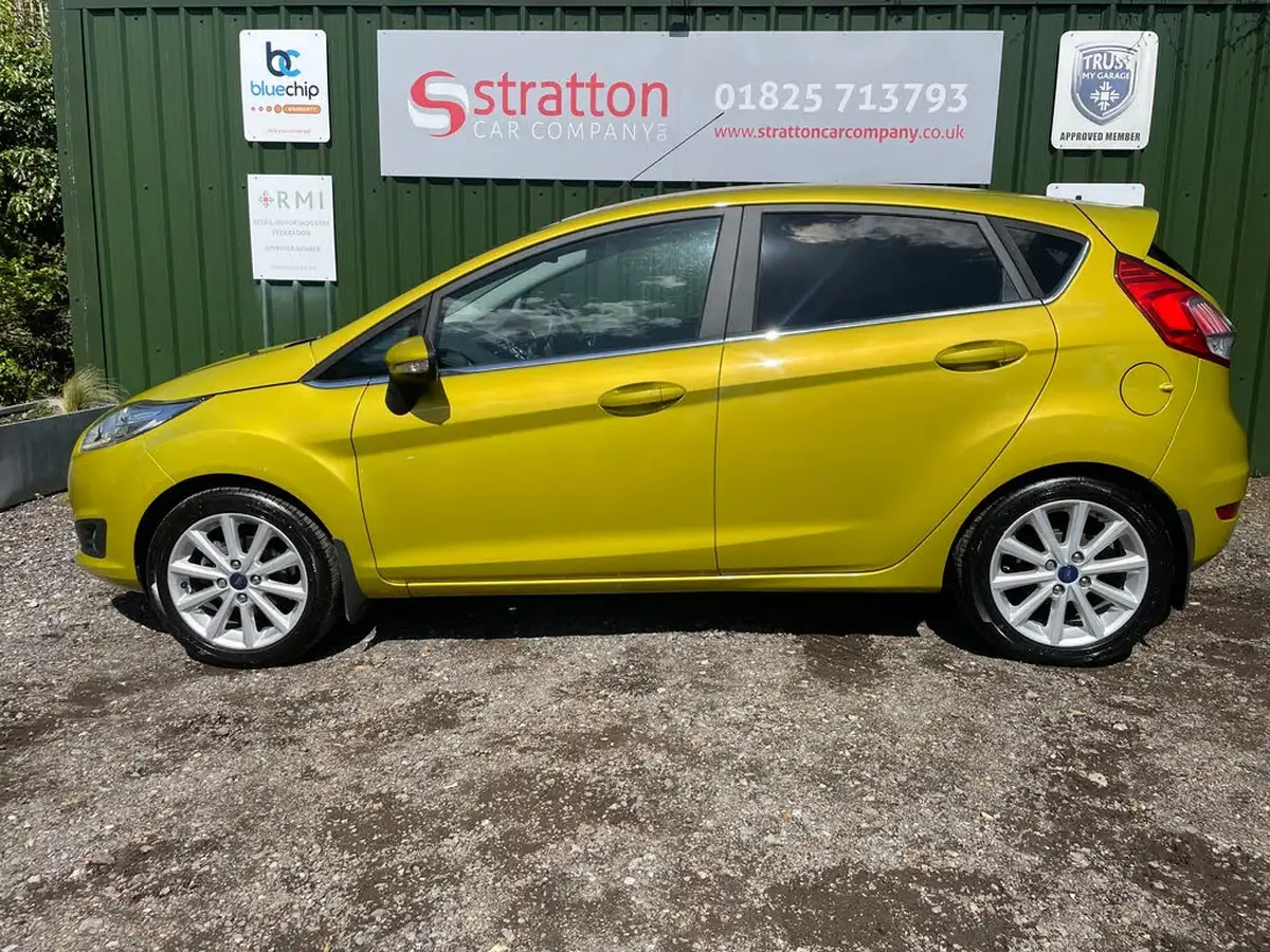 2016-ford-fiesta-10t-titanium-125ps-ecoboost-ss-5d-big-3