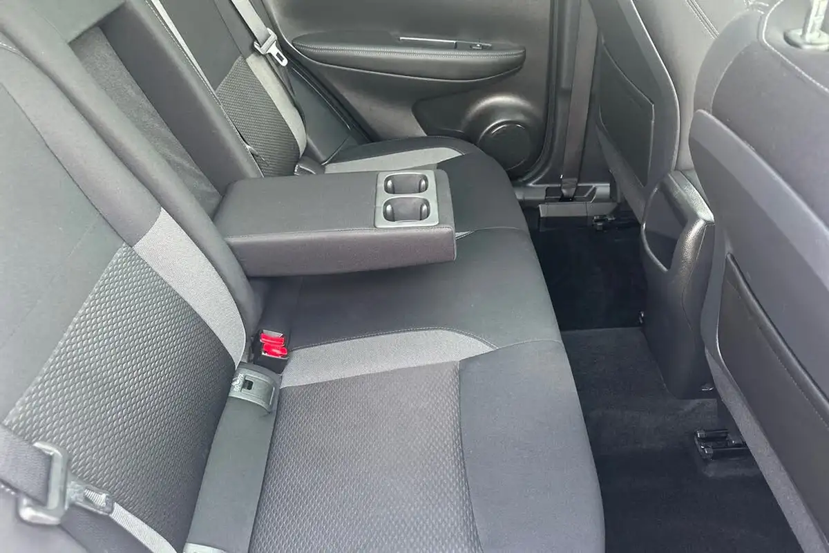 2018-nissan-qashqai-13-dig-t-n-connecta-160ps-big-25