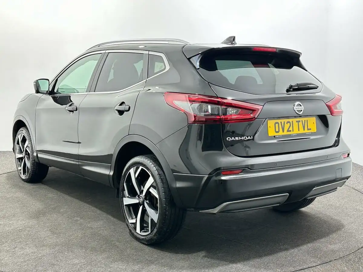2021-nissan-qashqai-13-dig-t-n-motion-140ps-big-4