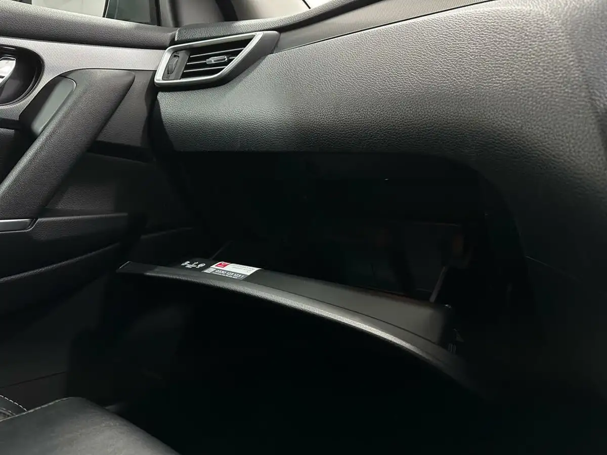 2021-nissan-qashqai-13-dig-t-n-motion-140ps-big-28