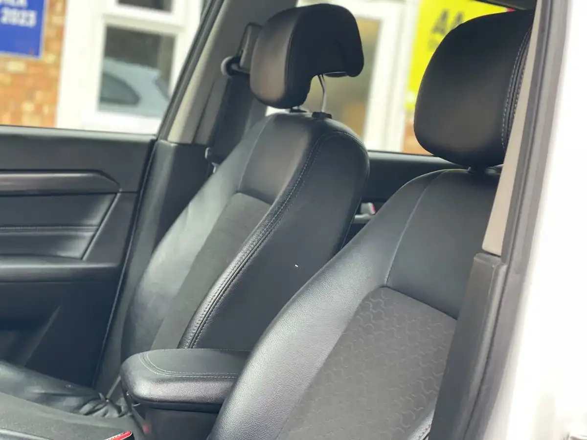 2013-chevrolet-captiva-22-vcdi-lt-auto-big-30