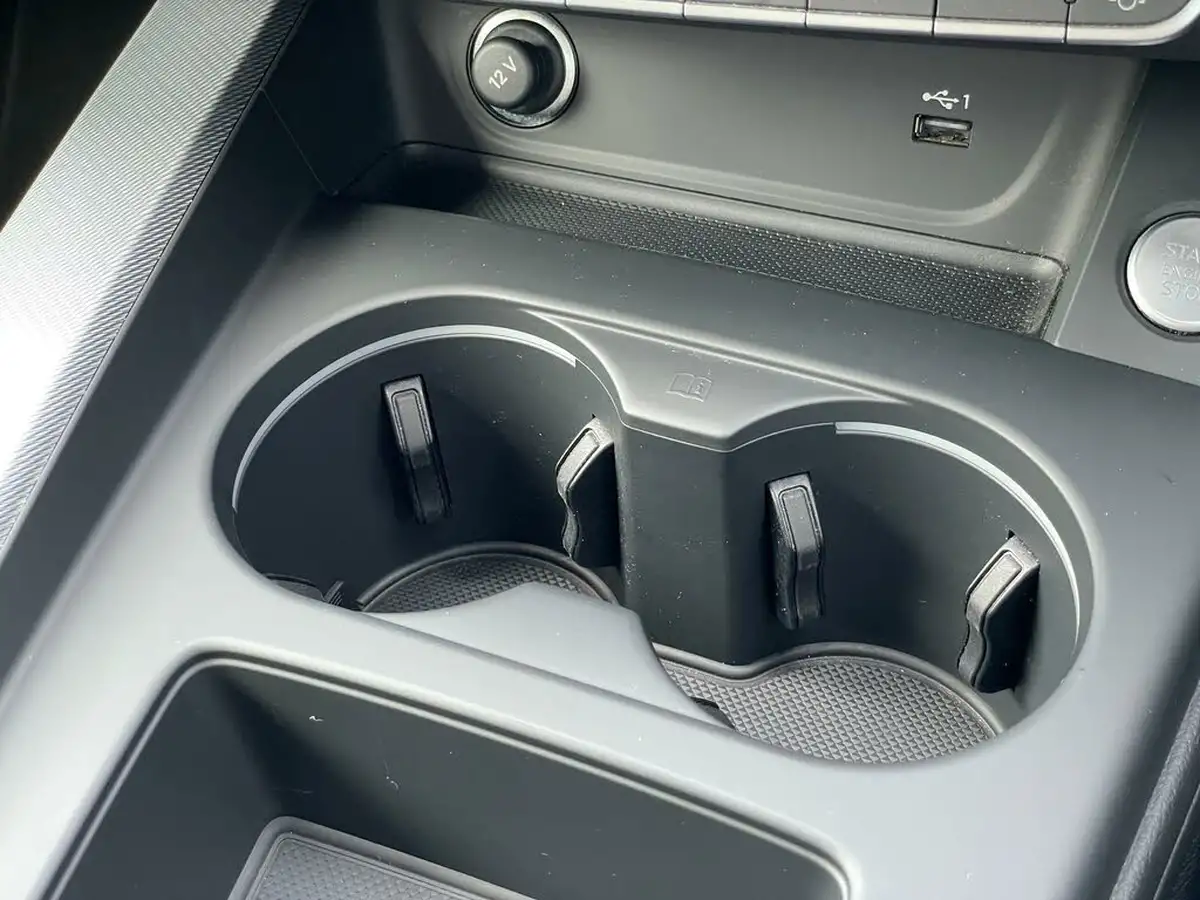 2022-audi-a4-20-35-tdi-sport-edition-big-32