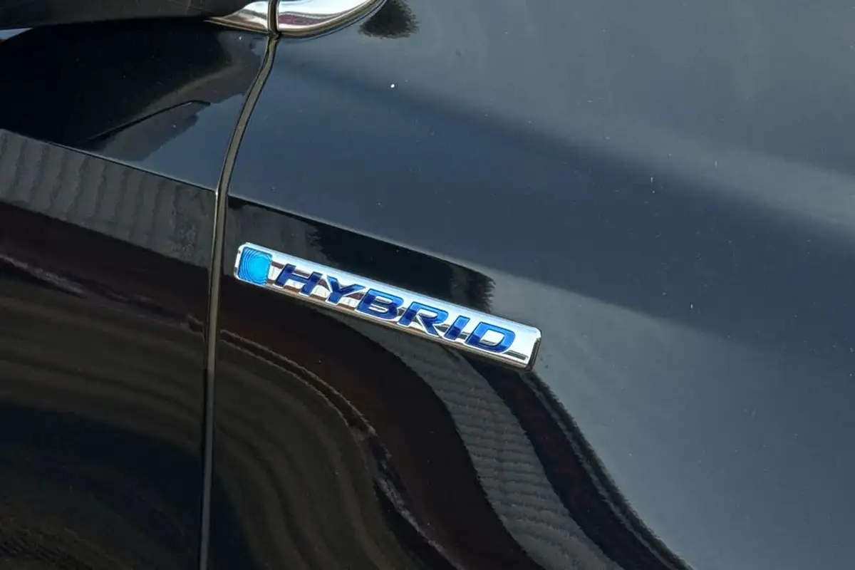 2020-honda-cr-v-20-i-mmd-se-4wd-big-24