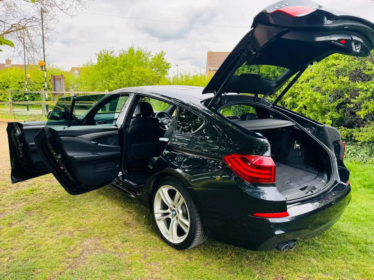 2016-bmw-5-series-20td-520d-m-sport-gt-big-16