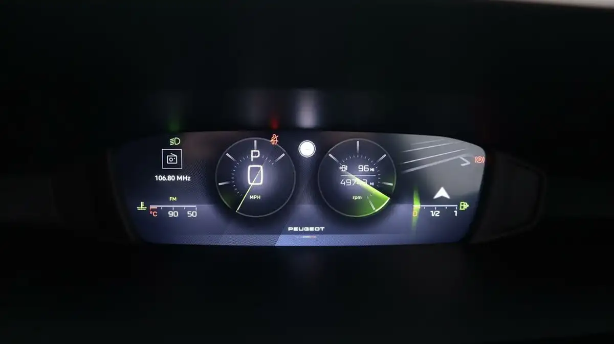 2022-peugeot-308-15-bluehdi-gt-big-10